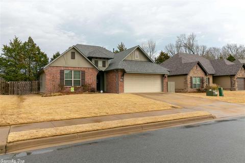 2030 Massee Gdns, Conway, AR 72034 photo 1