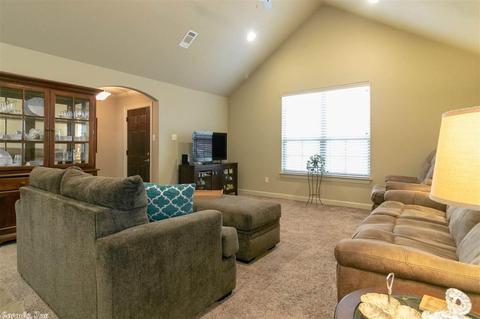 2030 Massee Gdns, Conway, AR 72034 photo 2