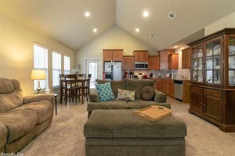 2030 Massee Gdns, Conway, AR 72034 photo 8