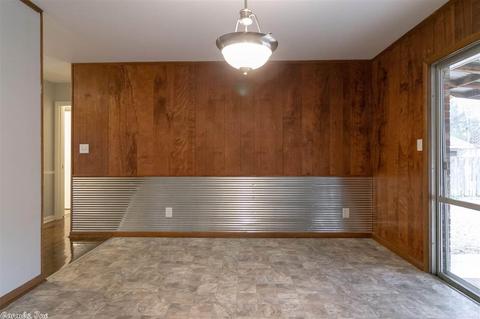 1310 Hillcrest, Conway, AR 72034 photo 14