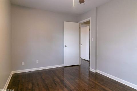 1310 Hillcrest, Conway, AR 72034 photo 23