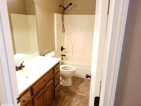 2628 Oakbrook, Benton, AR 72015 photo 9