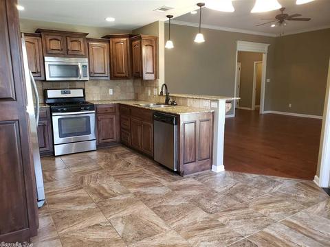2628 Oakbrook, Benton, AR 72015 photo 7