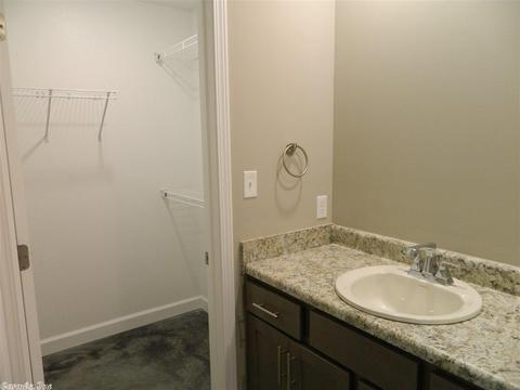 900 Silverleaf, Bono, AR 72416 photo 7