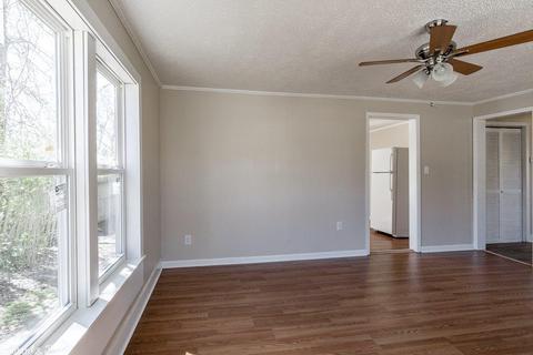 1421 Davis, Conway, AR 72034 photo 10