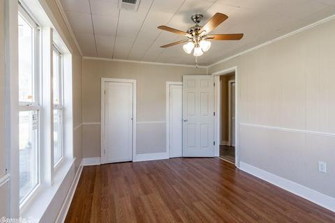 1421 Davis, Conway, AR 72034 photo 24