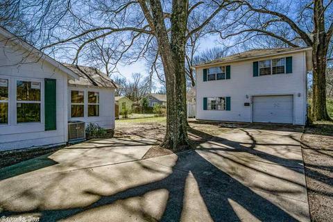 1421 Davis, Conway, AR 72034 photo 4