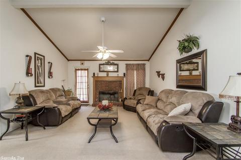 2105 Cherry Xing, Benton, AR 72015 photo 17