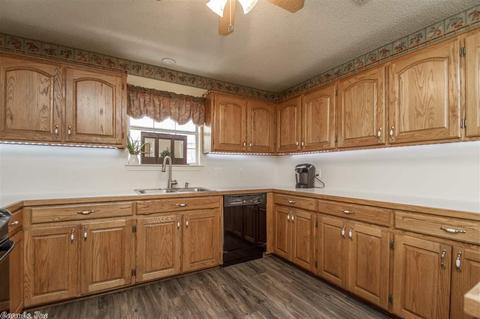 2105 Cherry Xing, Benton, AR 72015 photo 12