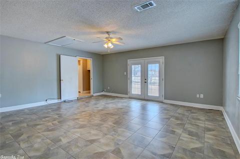 7307 S Pinewood Dr, Pine Bluff, AR 71603 photo 5