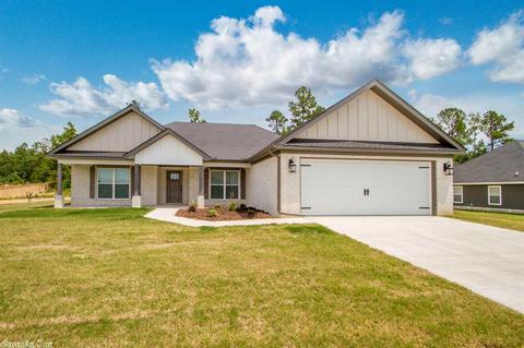 8818 Wingate Dr, Benton, AR 72019 photo 1
