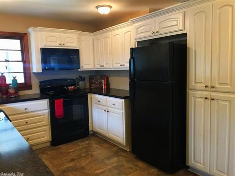 218 E Mill St, Malvern, AR 72104 photo 7