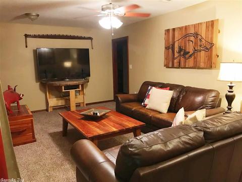218 E Mill St, Malvern, AR 72104 photo 3