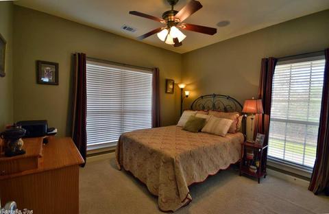 1300 Vanderbuilt Dr, Benton, AR 72019 photo 28