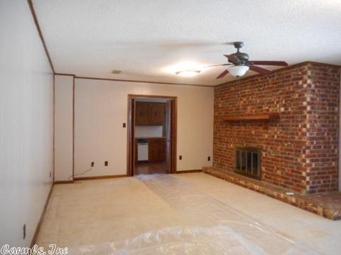 5704 Hampton Pkwy, Pine Bluff, AR 71603 photo 2