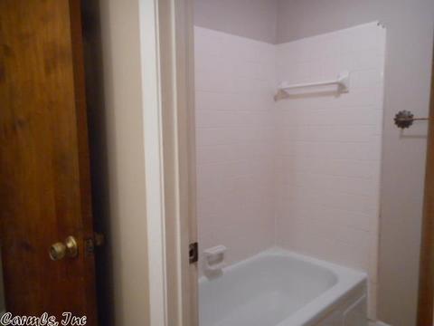 5704 Hampton Pkwy, Pine Bluff, AR 71603 photo 9