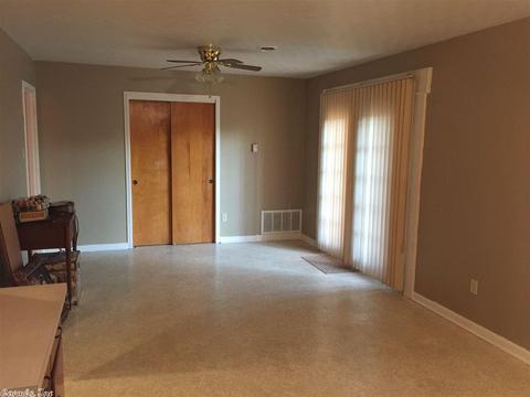 2206 E 10th, Pine Bluff, AR 71601 photo 5