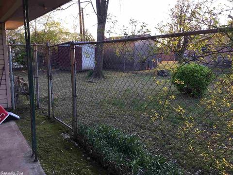 2206 E 10th, Pine Bluff, AR 71601 photo 14