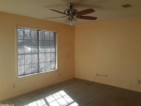 2300 Crestwood, Pine Bluff, AR 71603 photo 5