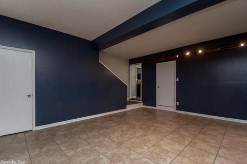 1803 Sandra Ln, Benton, AR 72019 photo 3