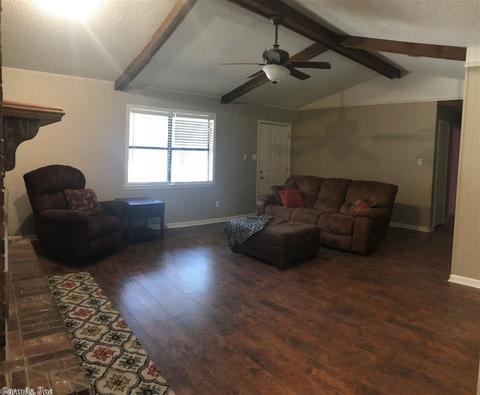 8900 S Pleasant Dr, Pine Bluff, AR 71603 photo 3