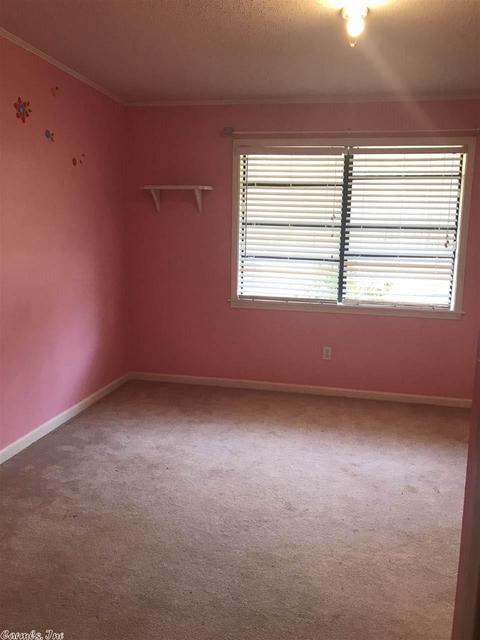 8900 S Pleasant Dr, Pine Bluff, AR 71603 photo 7