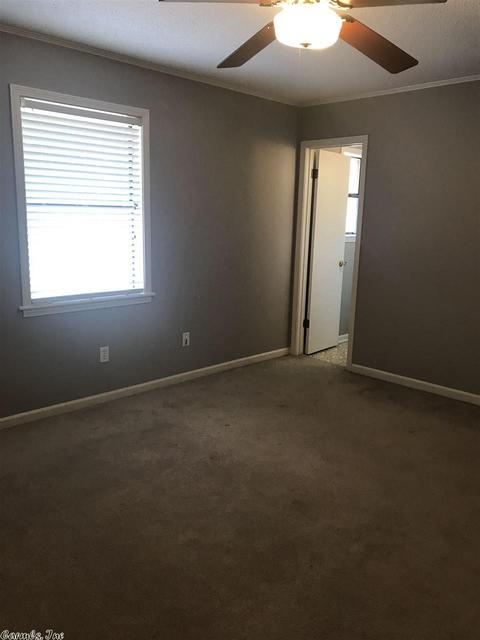 8900 S Pleasant Dr, Pine Bluff, AR 71603 photo 8