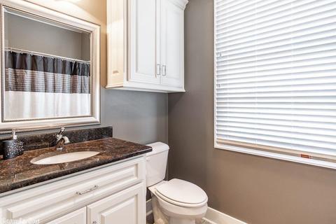 1015 Burrow, Conway, AR 72032 photo 26
