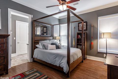 1015 Burrow, Conway, AR 72032 photo 17
