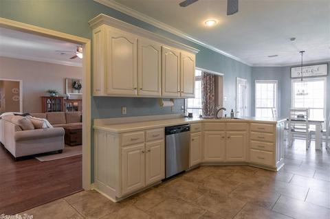 1815 Royal Dr, Conway, AR 72034 photo 14