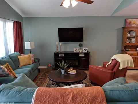 2615 Timbermist Dr, Benton, AR 72015 photo 3