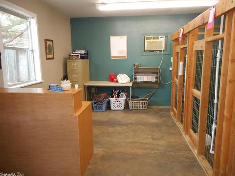 628 N Main St, Melbourne, AR 72556 photo 5