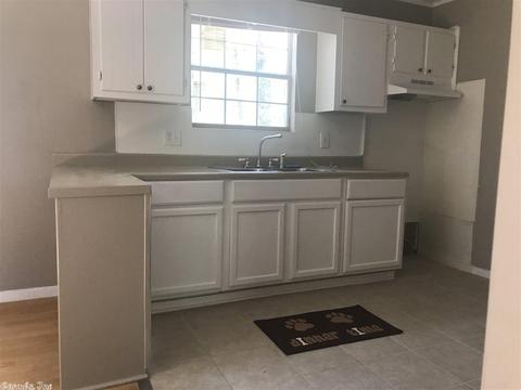 5006 Fergusson Ln, Pine Bluff, AR 71603 photo 6