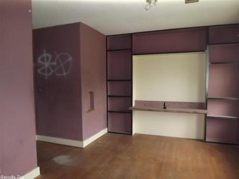 1616 S Laurel St, Pine Bluff, AR 71601 photo 8