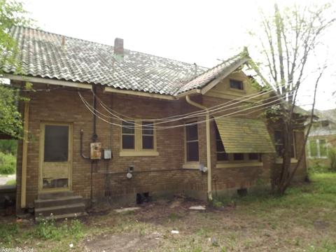 1616 S Laurel St, Pine Bluff, AR 71601 photo 10