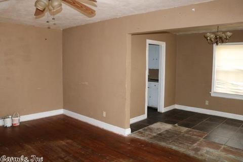 1111 W 33rd Ave, Pine Bluff, AR 71603 photo 14