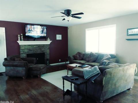 108 Hickory, Brookland, AR 72417 photo 4