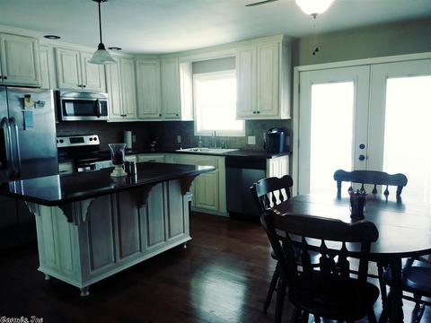 108 Hickory, Brookland, AR 72417 photo 5