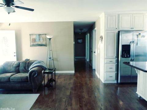 108 Hickory, Brookland, AR 72417 photo 6