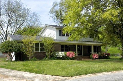 9 Marshall Dr, Searcy, AR 72143 photo 1
