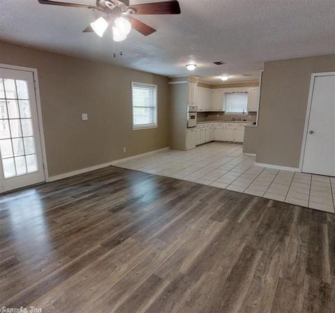 1919 E 40th St, Texarkana, AR 71854 photo 5