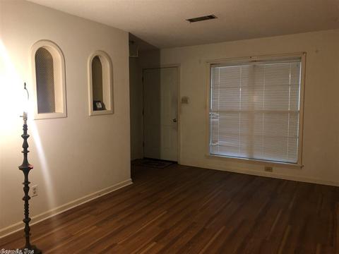2812 Colonial, Pine Bluff, AR 71601 photo 3