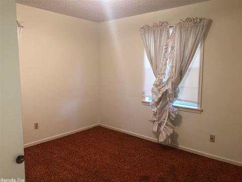 2812 Colonial, Pine Bluff, AR 71601 photo 7