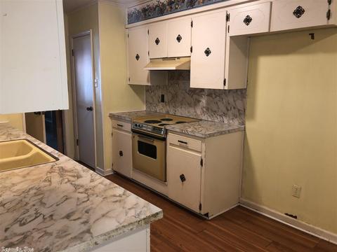 2812 Colonial, Pine Bluff, AR 71601 photo 10