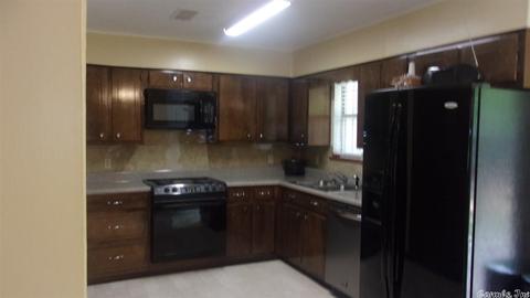 1204 E 41st Ave, Pine Bluff, AR 71601 photo 3