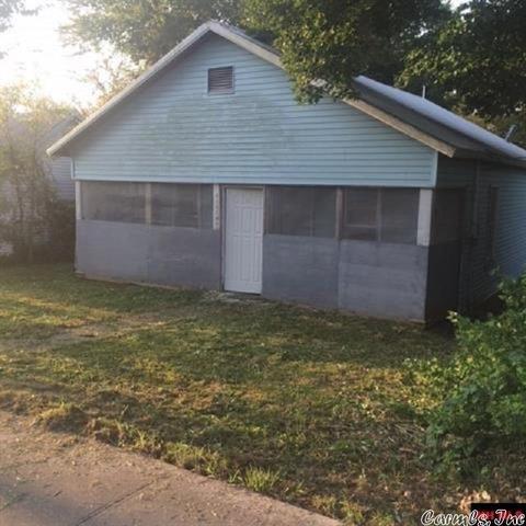 214 Main St, Flippin, AR 72634 photo 1