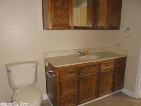 9024 Henderson Rd, Pine Bluff, AR 71603 photo 11