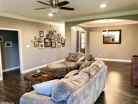 3935 Hampton Dr, Benton, AR 72019 photo 9