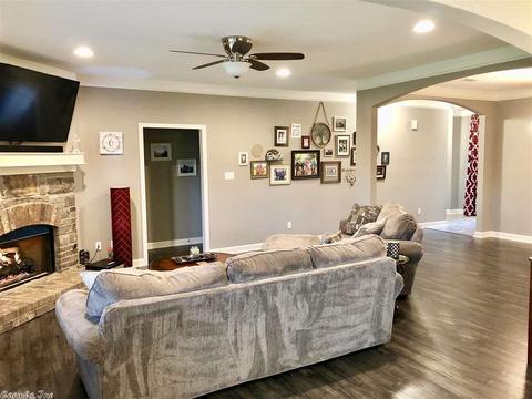 3935 Hampton Dr, Benton, AR 72019 photo 8