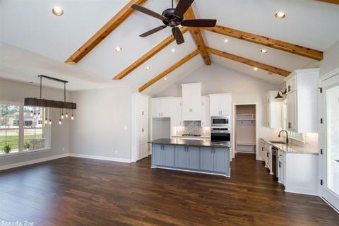 10113 Sanibel Loop, Alexander, AR 72002 photo 5